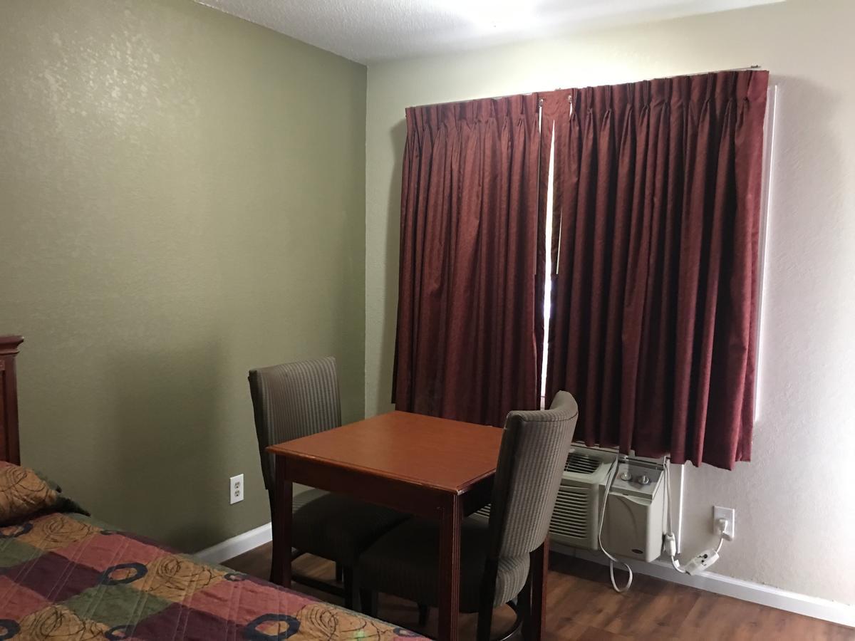 Durham Skyland Inn Екстер'єр фото