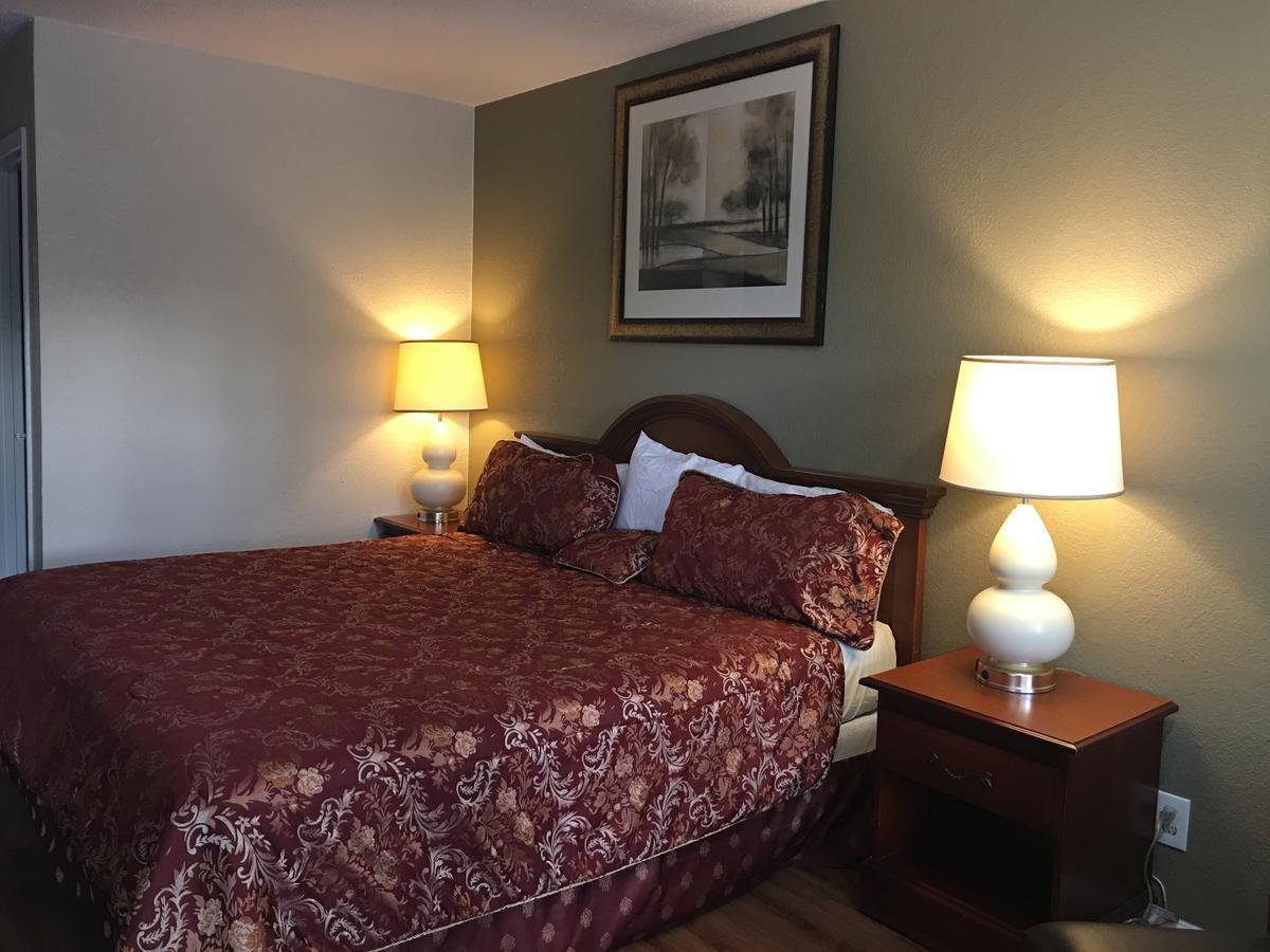 Durham Skyland Inn Екстер'єр фото
