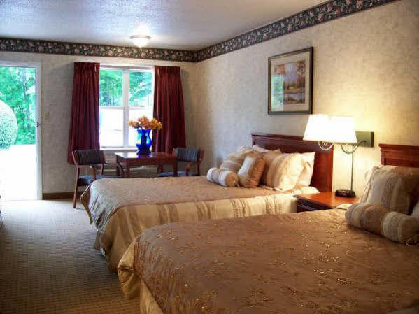 Durham Skyland Inn Екстер'єр фото